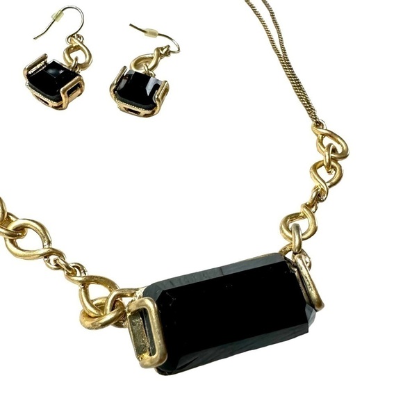 Kenneth Cole New York Gold Tone Jet Black Faceted Stones Necklace Earrings Set - Picture 8 of 15